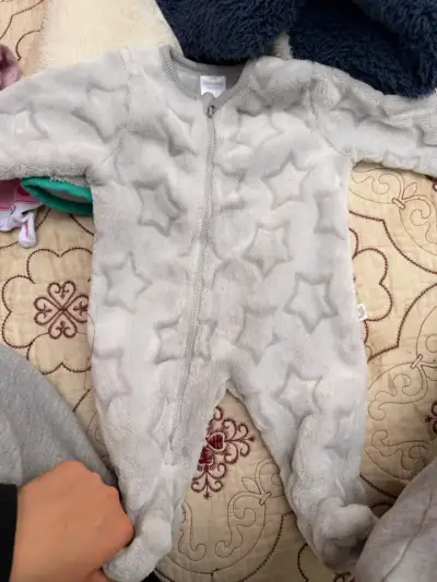 Ropa de Bebe de 0 meses a 8 todo barato - miniatura 3