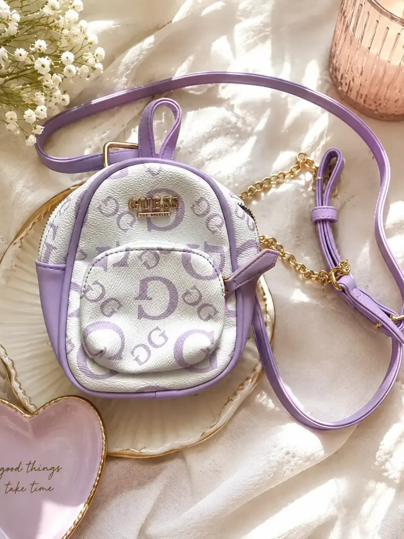 Mini mochila Guess morada con logo