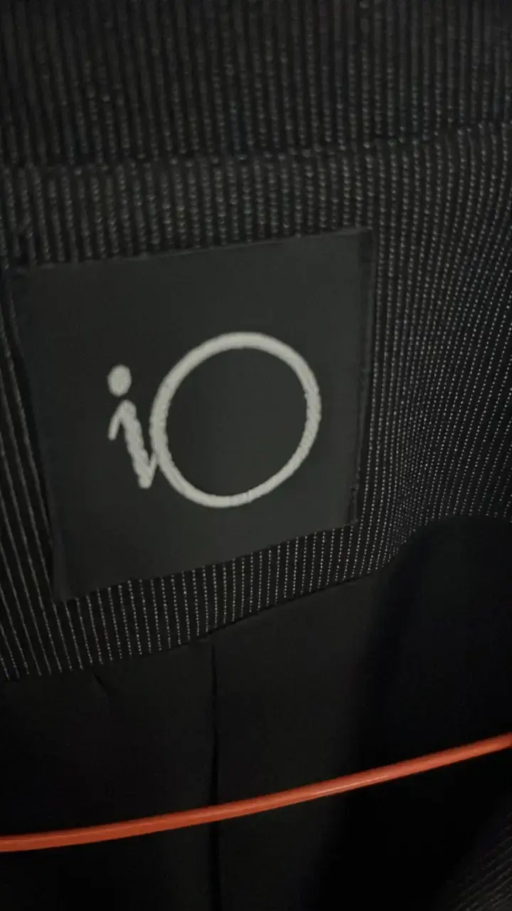 Blazer negro elegante para mujer marca IO 36 - 2