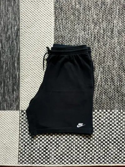 Shorts deportivos negros Nike para hombre TALLA M - miniatura 1