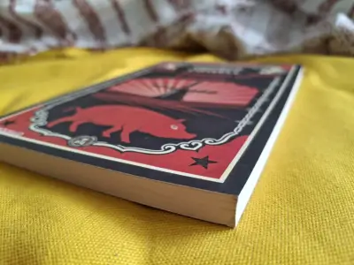 Libro Rebelión en la Granja de George Orwell - miniatura 3