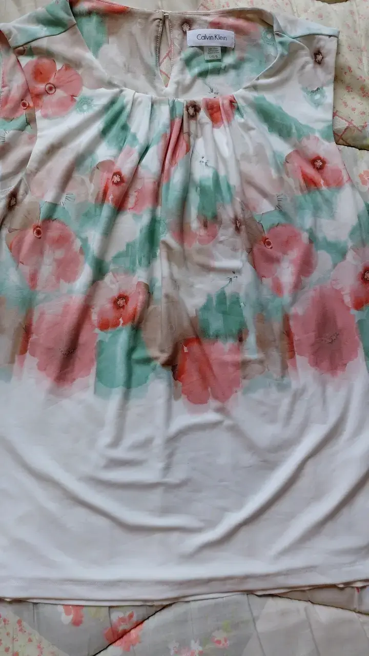 Blusa floral Calvin Klein talla L
