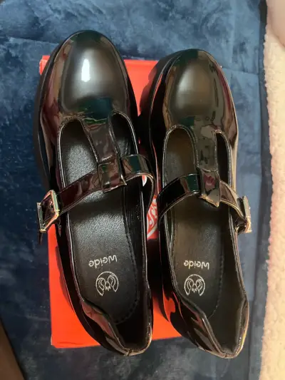 Zapatos de charol negro Weide con hebilla - miniatura 5