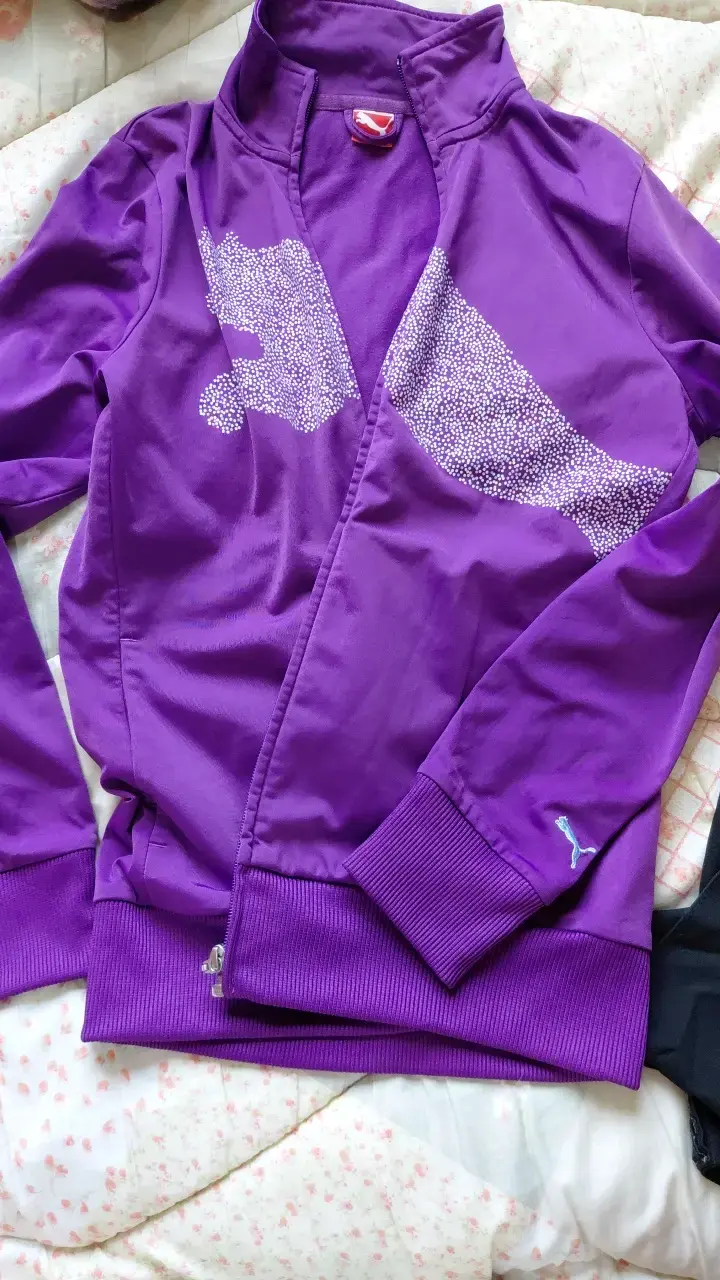 Chaqueta deportiva morada para mujer Puma