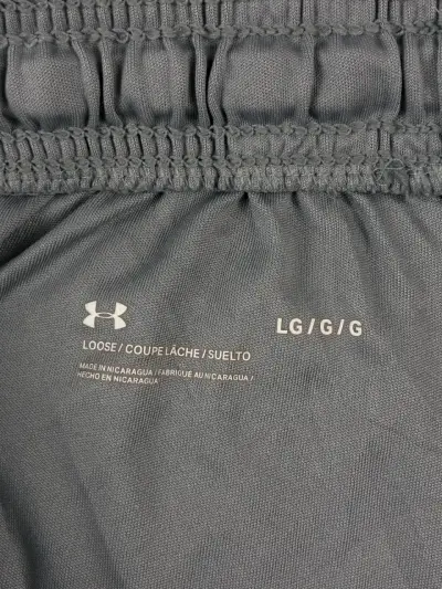 ♻️Shorts deportivos grises Under Armour - miniatura 6