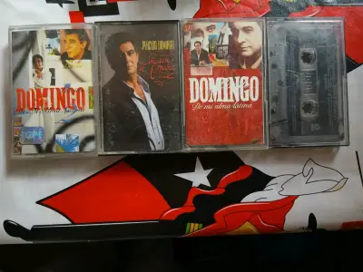 4 Cassettes de música de Plácido Domingo - miniatura 1