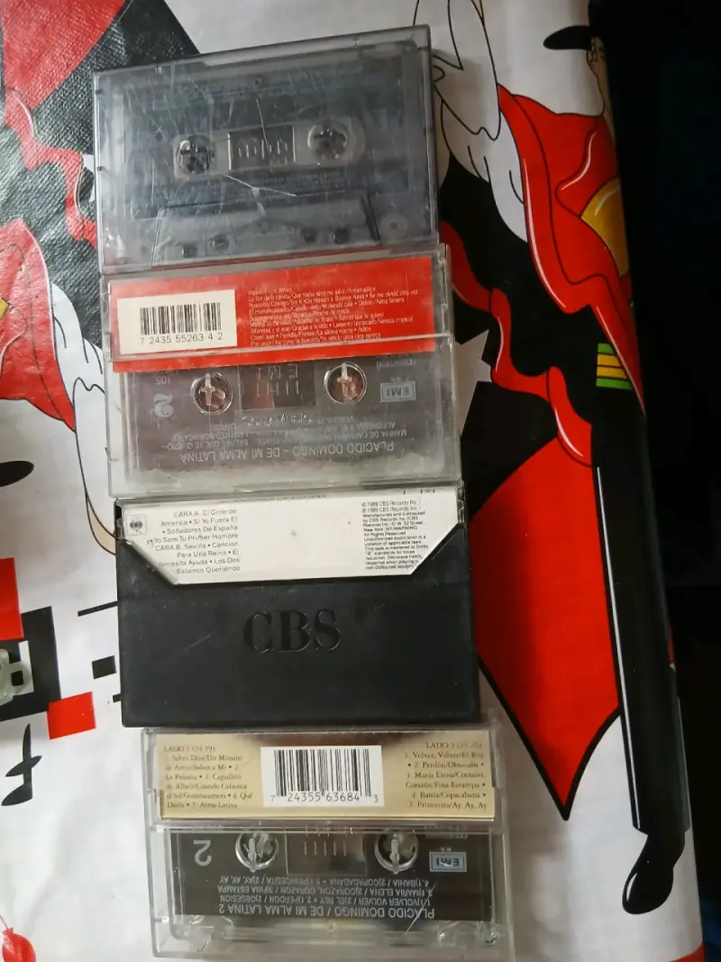 4 Cassettes de música de Plácido Domingo - 2