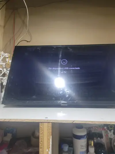 Televisor Daewoo 32 pulgadas en buen estado - miniatura 1