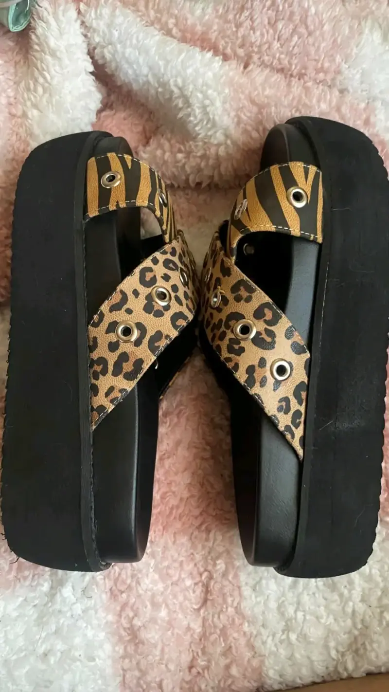 Sandalias plataforma animal print Opposite - 1