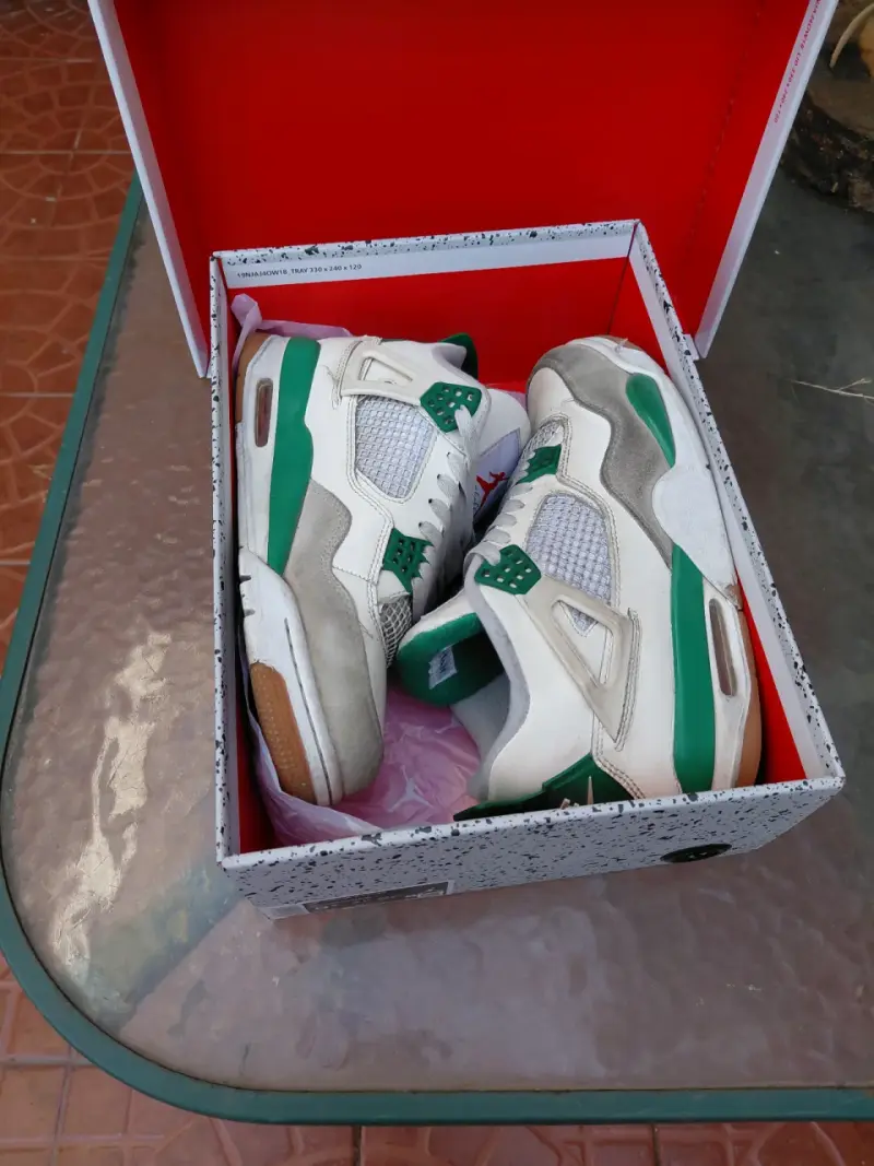 Zapatillas deportivas Air Jordan blancas y verdes - 4