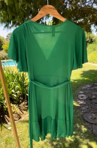 Vestido verde Blanka Atelier cruzado con cinturón - miniatura 3