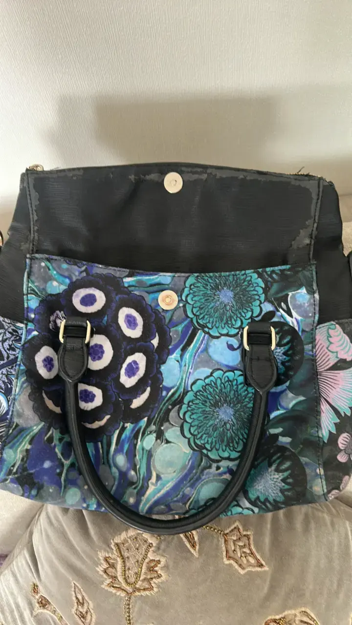 Bolso Desigual estampado floral con correa - 3