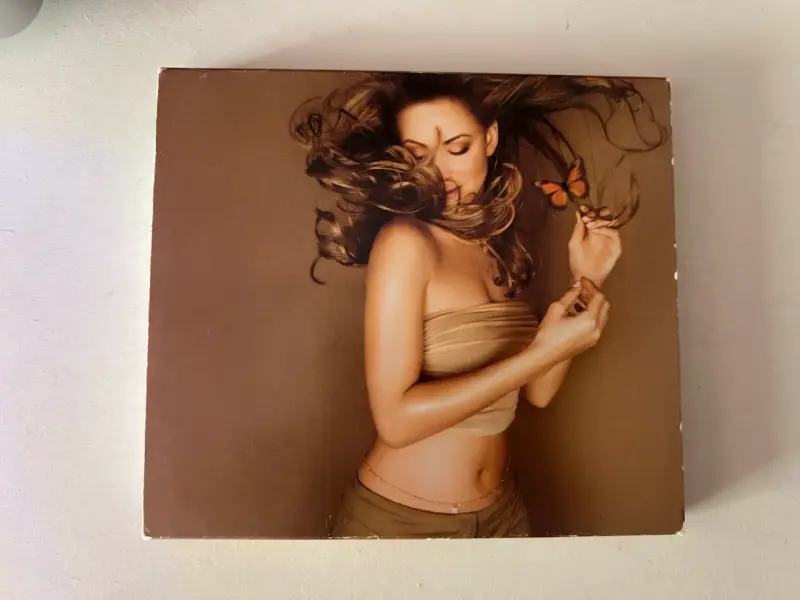 CD Mariah Carey Butterfly en buen estado - 1
