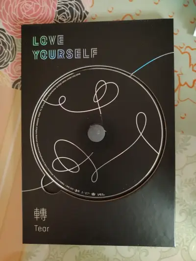 Álbum BTS Love Yourself Tear caja abierta - miniatura 1