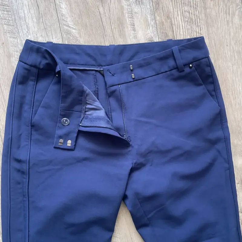 Pantalon azul marino para mujer con cierre ajust - 2