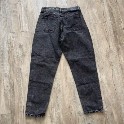 Jeans negros desgastados ancho para mujer Sybilla - miniatura 3