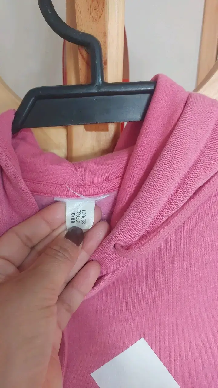 Polerón rosado Adidas con capucha - 3