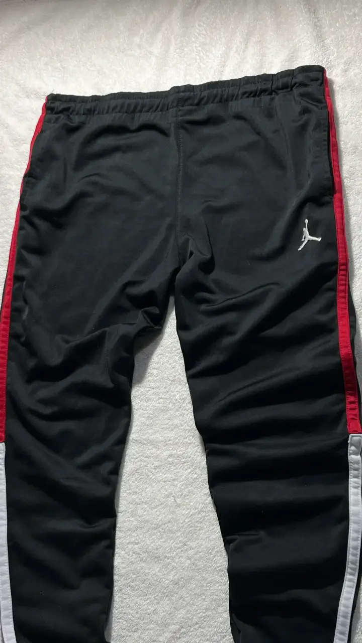 Pantalones deportivos negro jordan logo bordado - 2