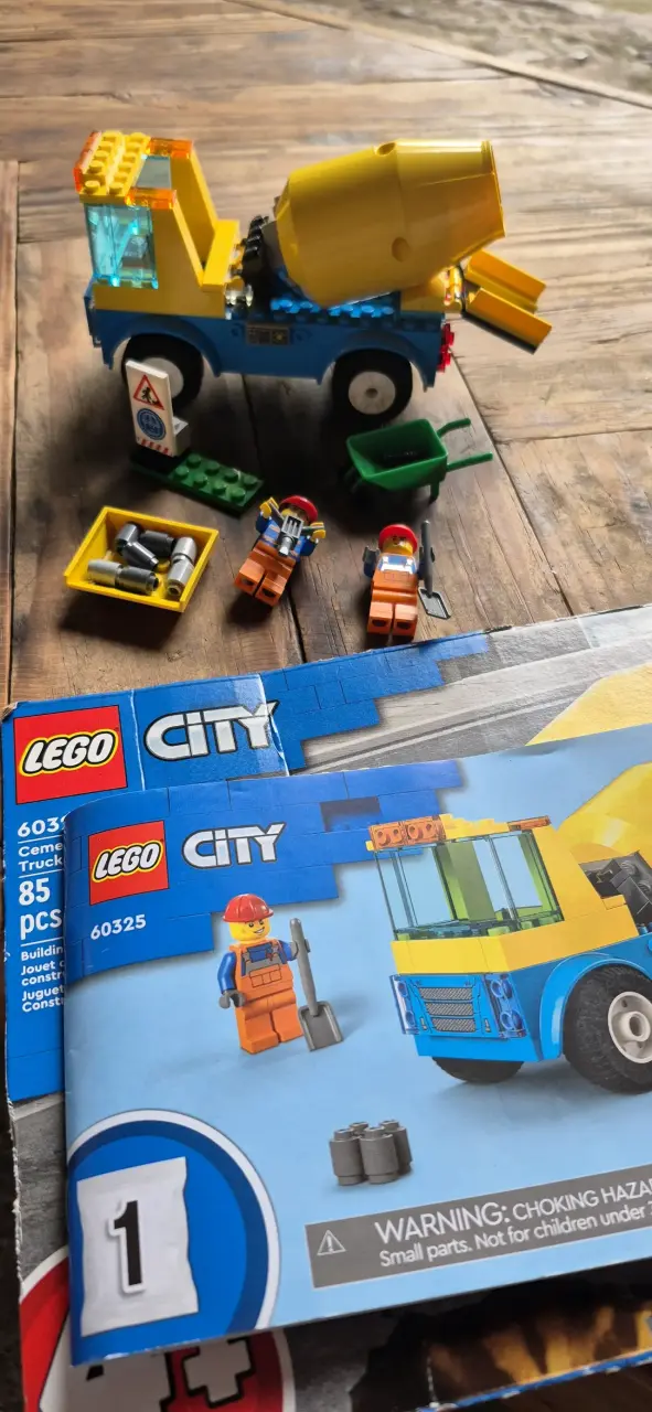 Set de construcción LEGO City Camión Hormigonera - 4