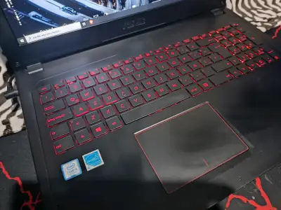 Laptop ASUS TUF 1050 Ti - miniatura 2