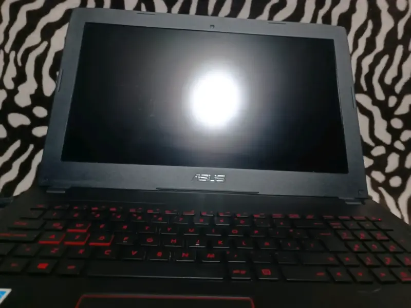 Laptop ASUS TUF 1050 Ti - 5