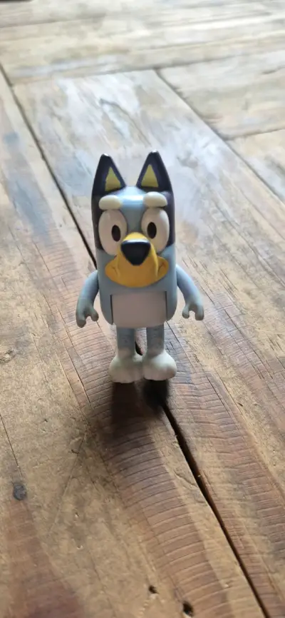 Figura de acción Bluey de colección - miniatura 1