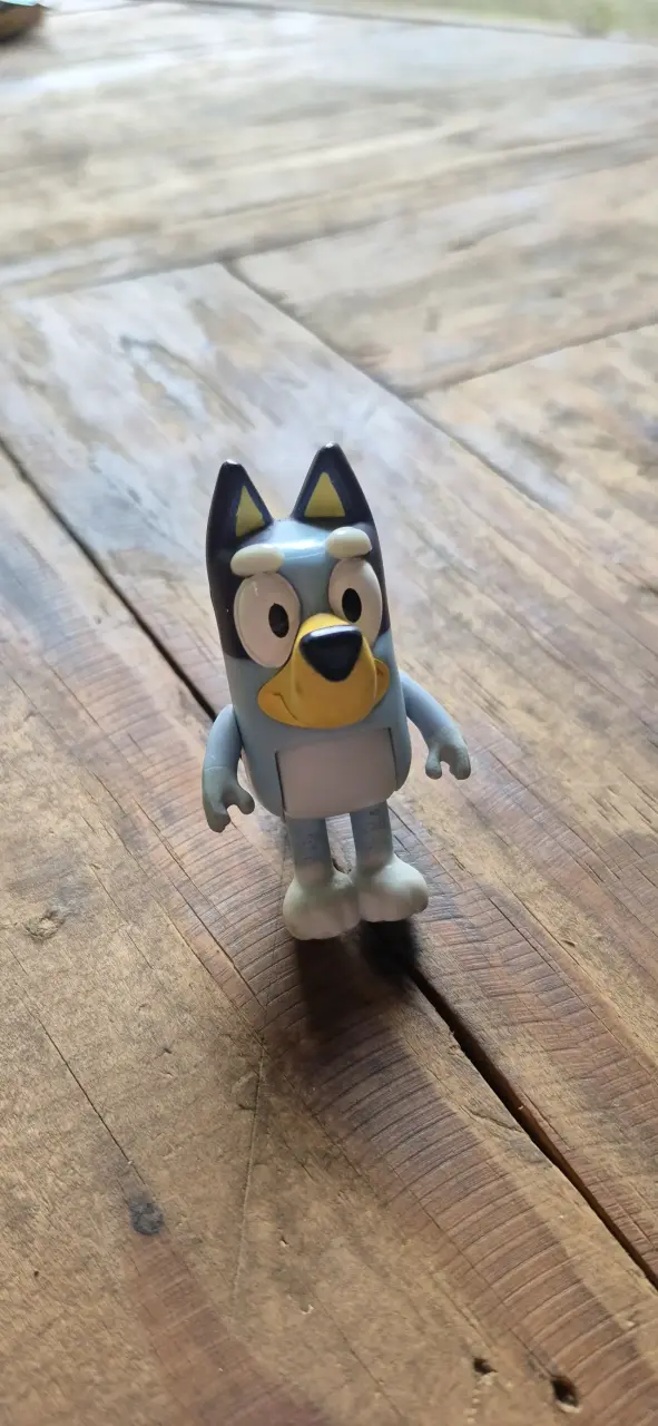 Figura de acción Bluey de colección - 2