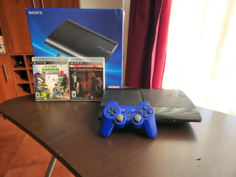 Consola Sony PS3 250GB con juegos y control - 5