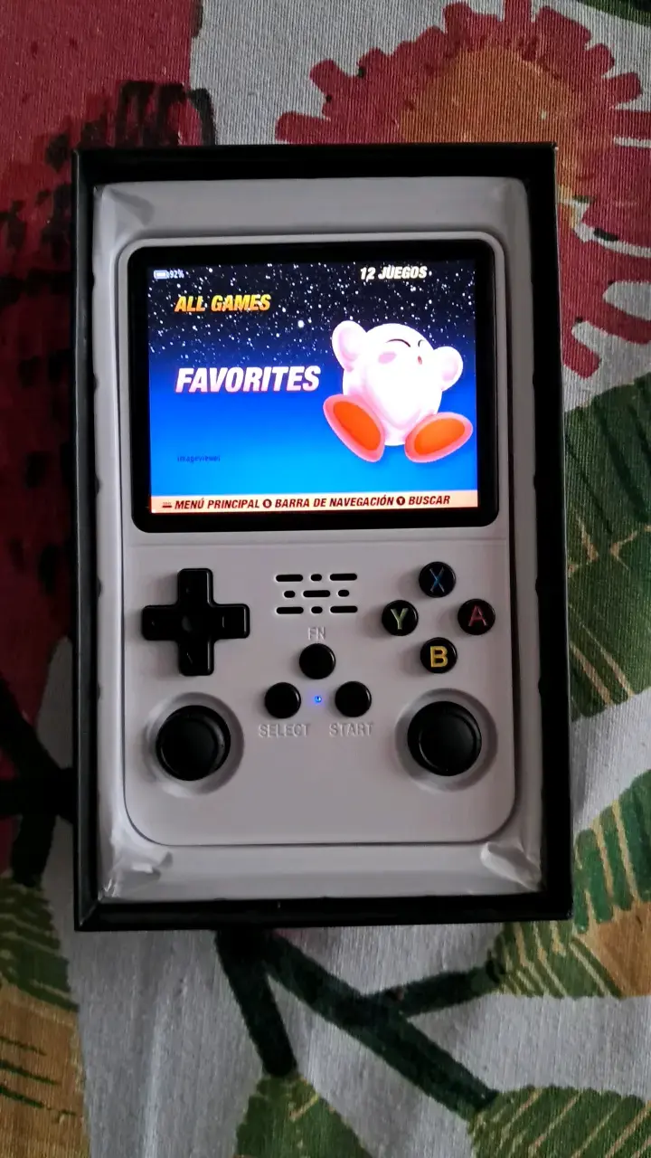 Consola de Juegos Portátil R36S - 2