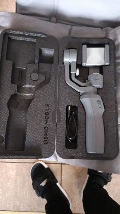 Estabilizador DJI Osmo Mobile para Smartphone - miniatura 1