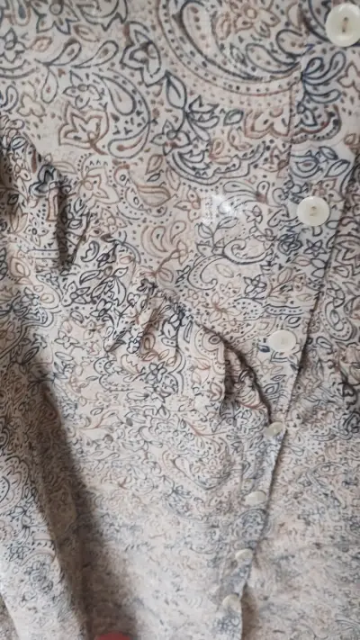 Blusa estampada con volantes para mujer - miniatura 2