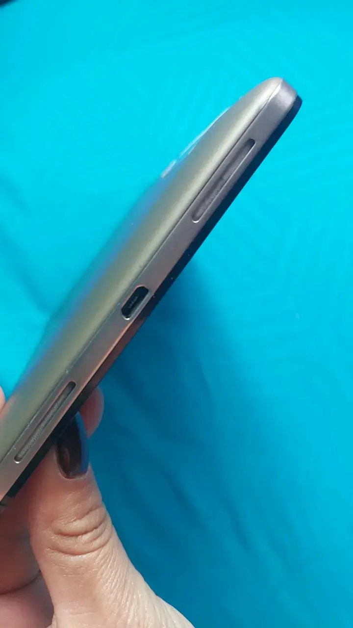 Tablet HP Slate 7 con Beats Audio - 3