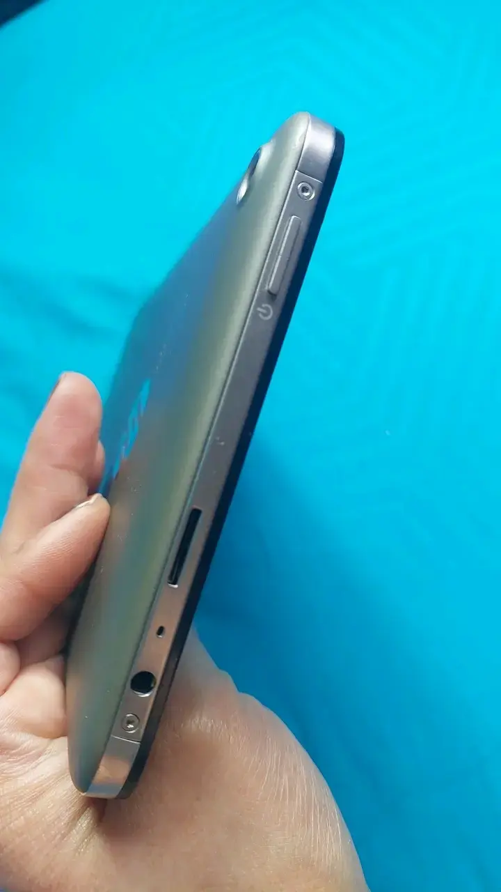 Tablet HP Slate 7 con Beats Audio - 4