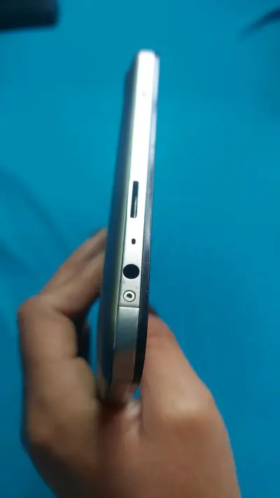 Tablet HP Slate 7 con Beats Audio - miniatura 5