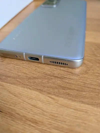 Xiaomi 12 purple - miniatura 4