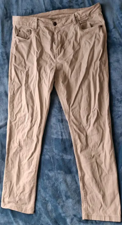 Varias prendas de ropa 1 - miniatura 3