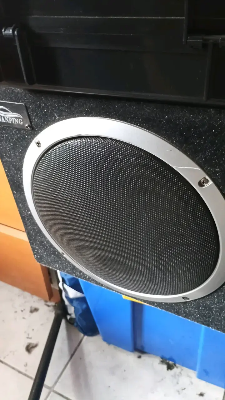 Subwufer amplificador - 1