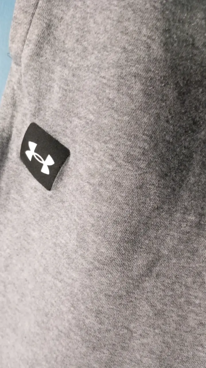 Buzo gris Under Armour - 5