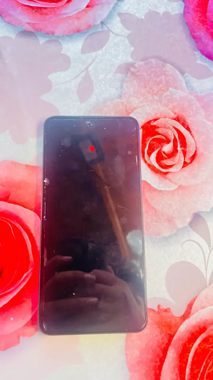 Smartphone Nubia Neo GT con diseño futurista - 2