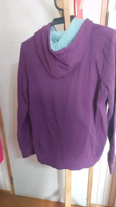 Polerón morado para mujer Lippi con capucha - miniatura 3