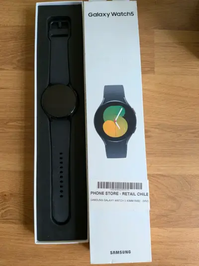 Samsung Galaxy Watch 5 40mm R900 Gris - miniatura 1
