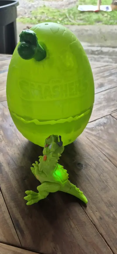 Huevo sorpresa Zuru Smashers dinosaurio - miniatura 2