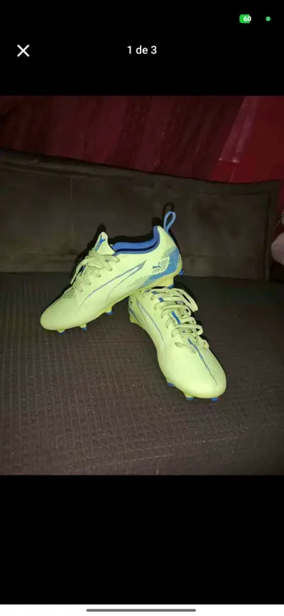 Botines de fútbol talla 34 - miniatura 1