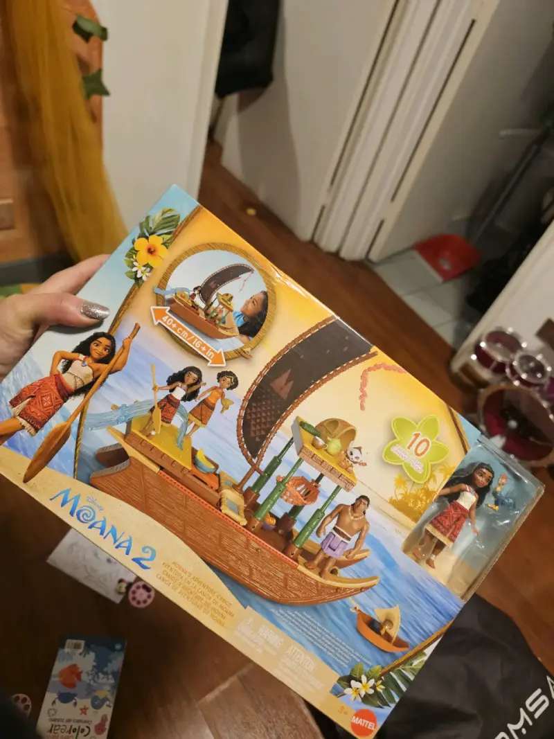 Set de juego Moana 2 con canoa y figuras - 2