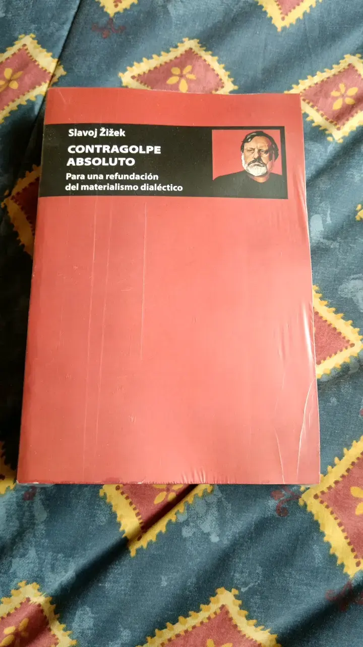 Libro 'Contragolpe Absoluto' de Slavoj Žižek - 1