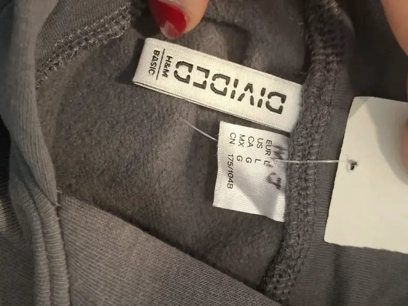 Polerón gris con capucha unisex Talla L - 5