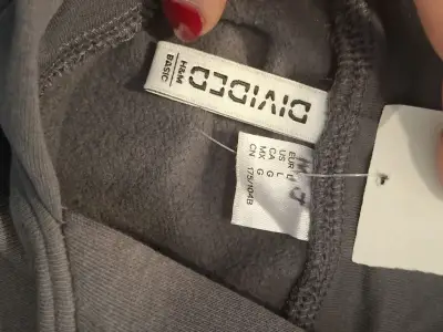 Polerón gris con capucha unisex Talla L - miniatura 5