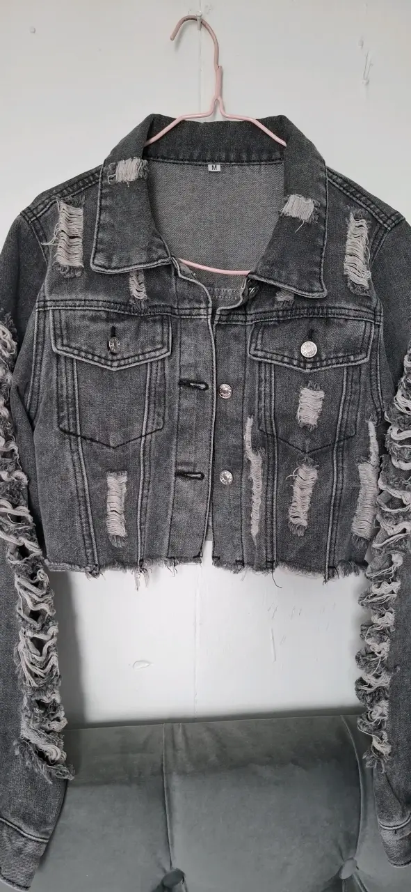 Chaqueta de mezclilla gris desgastada para mujer - 4