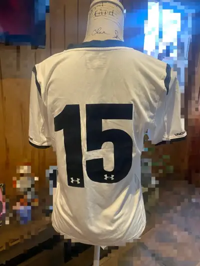 Camiseta Colo-Colo Under Armour edición especial - miniatura 2