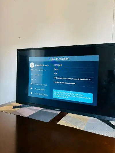 Televisor Samsung Smart TV 32 pulgadas - miniatura 4